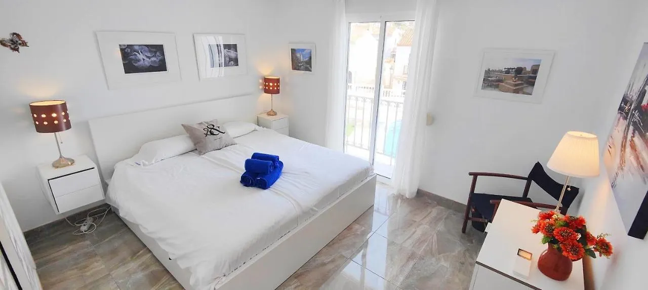 Ap383 Bajamar I Villa Nerja 0*,  Spanien